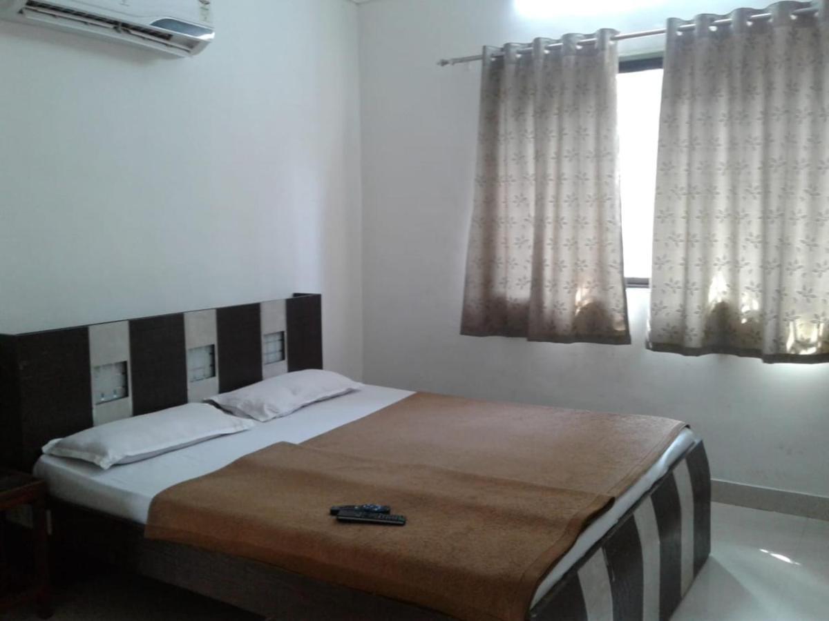 Hotel Kalpavruksha 阿里巴格 外观 照片